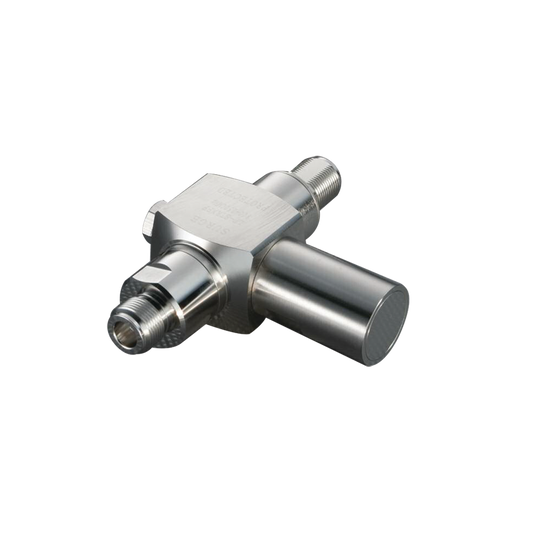 Protector Coaxial de Excelente desempeño PIM para aplicaciones de 800 a 2,500 MHz, Conectores N-hembra.