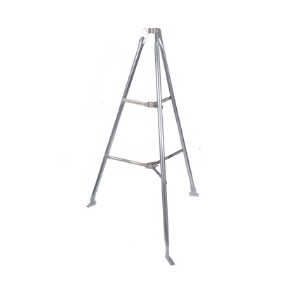 Montaje de tripie para exterior, altura total del tripie 1.52 m. Compatible con mástiles de hasta 3 m de largo 1  1/4 a 2" de diámetro