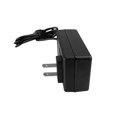 9 Vcc / 3 A / Fuente de poder / Voltaje de Entrada de 100-240 Vca / Para Usos Múltiples / Video Vigilancia, Acceso, Asistencia, Alarmas, Etc.