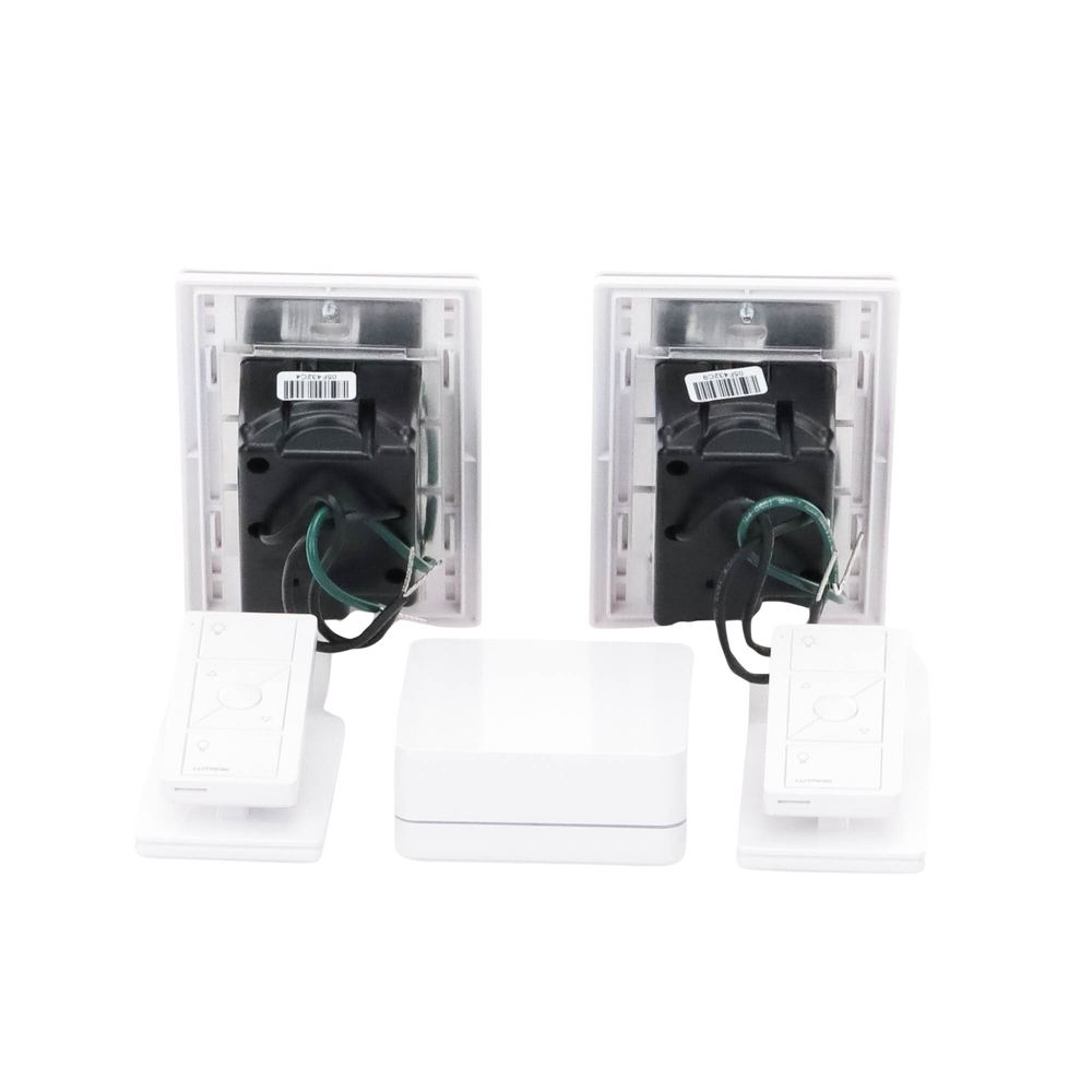 (Caseta Wireless) Kit Hub controlador, 2 atenuadores, 2 controles remotos, 2 base mesa y 2 tapas.