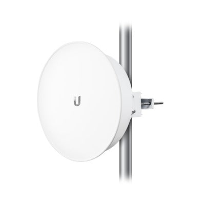 PowerBeam airMAX AC ISO hasta 450 Mbps, 5 GHz (5150 - 5875 MHz) con antena integrada de 25 dBi con aislamiento RF y radomo incluido
