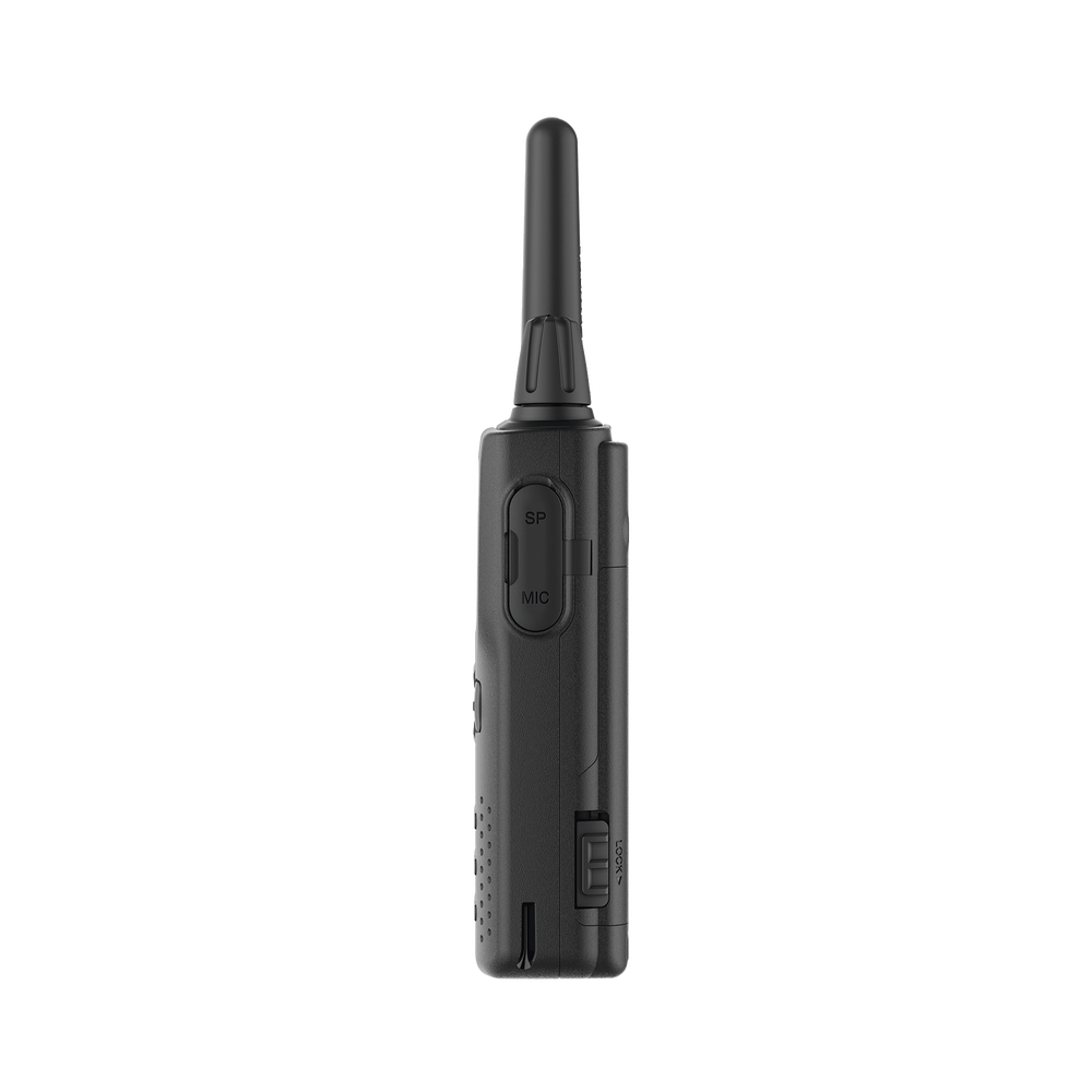 Radio portátil UHF 450-470 MHz, 2 W, 16 canales, Resistente a Golpes MIL-STD-810, manos libres VOX. Incluye antena, batería, cargador y clip
