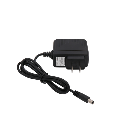 Fuente de poder de 12 Vcc @ 1 Amp Regulado / Uso en Interior / Múltiples Usos / Con cable de 95 cm