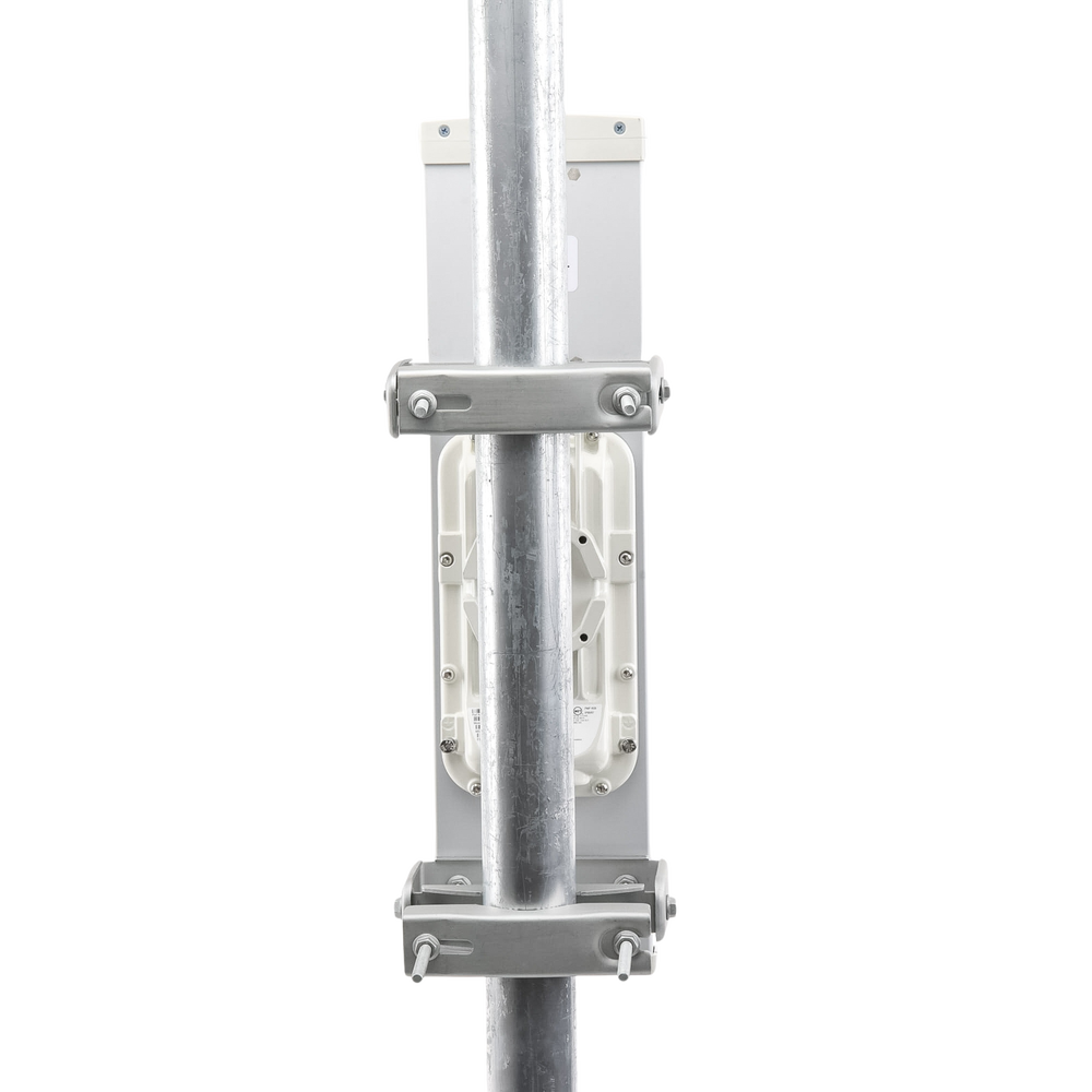 Estación base grado industrial PMP 450i IP-67, filtro dinámico para interferencia 4900-5925 MHz con antena de 90 grados, hasta 300 Mbps. (PN: C050045A005A)