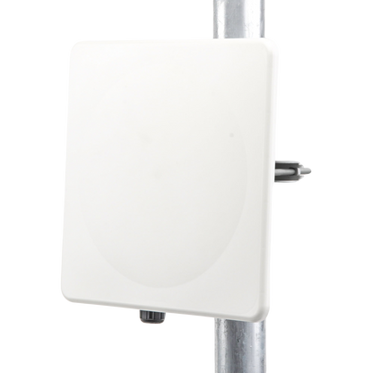 PTP-550  Hasta 1.36 GBps / 4910 - 6200 MHz / 802.11 AC Wave 2  MU-MIMO 4: 4x4 / BackHaul con Antena Integrada (Alta ganancia 23 dBi)   (C050055H016A)