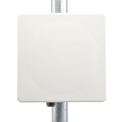 PTP-550  Hasta 1.36 GBps / 4910 - 6200 MHz / 802.11 AC Wave 2  MU-MIMO 4: 4x4 / BackHaul con Antena Integrada (Alta ganancia 23 dBi)   (C050055H016A)