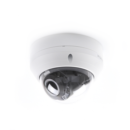 Cámara IP Tipo Domo Antivandálico 2 Megapíxel / Lente Motorizado 3.2-10mm / IR 30M / WDR 120db / Exterior IP66 / H.265 & WiseStream / Entrada de audio