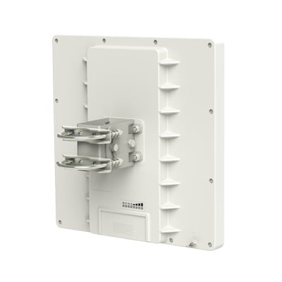 (QRT 5) Punto de Acceso hasta 300 Mbps en 5 GHz (4.9 - 5.875), Antena Integrada 24 dBi, Hasta 1000 mW de Potencia