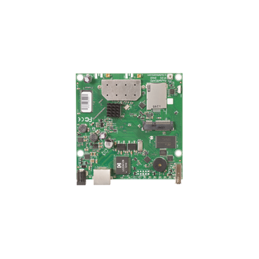 Tarjeta Inalámbrica y router en 2.4 GHz 802.11 b/g/n,  64 MB de RAM, 1 Puerto Gigabit Ethernet, Nivel de Licencia 4
