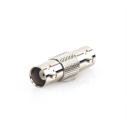 Adaptador Tipo Barril para 50 Ohm de Conectores BNC Hembra a BNC Hembra, Niquel/Oro/Polipropileno.