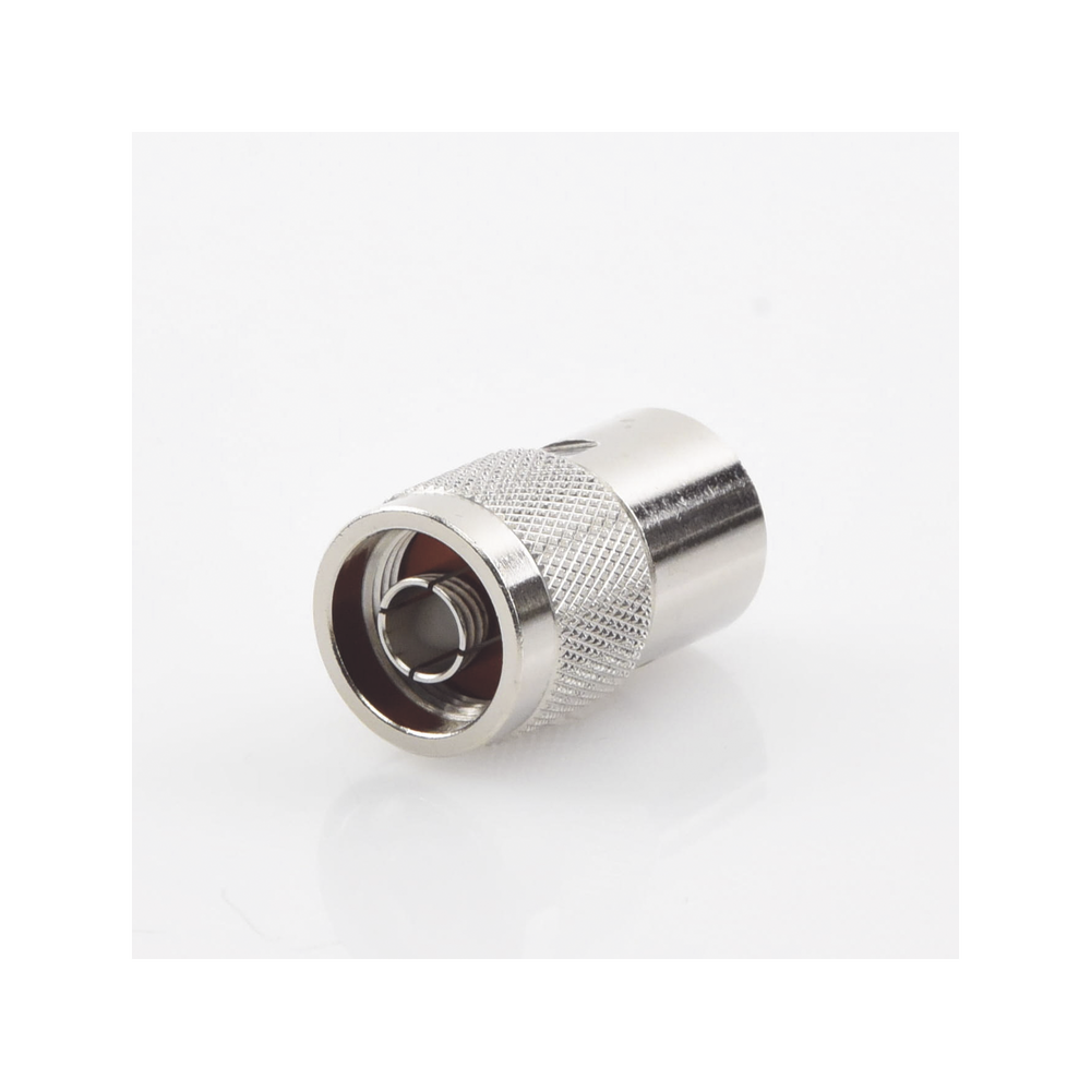 Conector N Macho de Rosca en Cables con Conductor Central AWG-11 ó 13 tipo RG-213/U (8267), RG-214 (8268), RG-8/U (8237), Niquel/ Oro/ Teflón.
