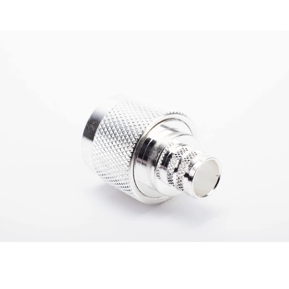 Conector N Macho de Anillo Plegable en Cables con Conductor Central AWG-11 ó 13 tipo RG-8/U (BELDEN 8237), RG213/U (8267), RG214 (8268).