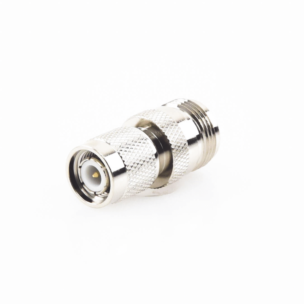 Adaptador en Línea de Conector TNC Macho a N Hembra, Níquel/ Oro/ Teflón.