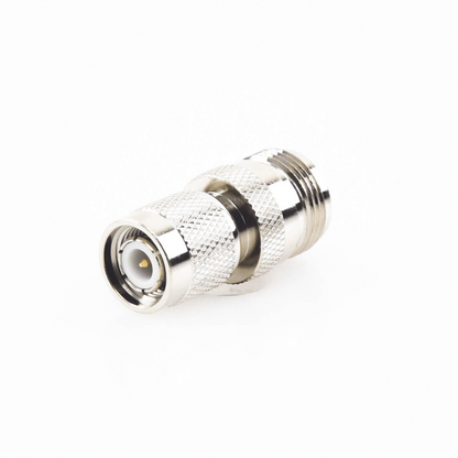Adaptador en Línea de Conector TNC Macho a N Hembra, Níquel/ Oro/ Teflón.