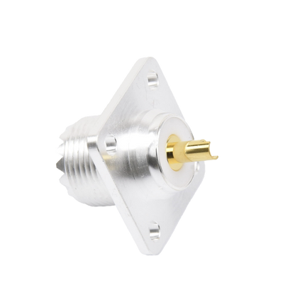 Conector UHF Hembra (SO-239) para Montaje de Chasis con 4 Hoyos a 18 mm, Terminal Soldable, Plata/ Oro/ Teflón.