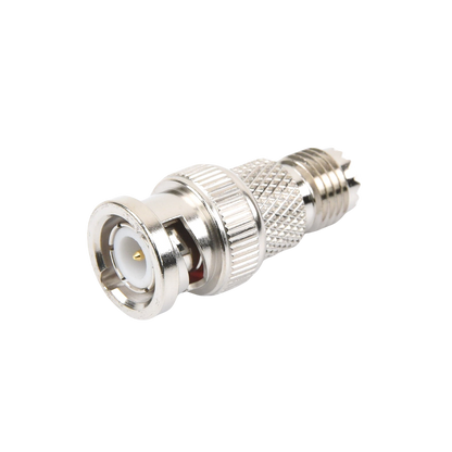 Adaptador en Línea de Conector Mini-UHF Hembra a BNC Macho, Níquel/ Oro/ Teflón.