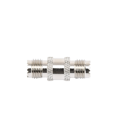 Adaptador Barril en Línea, de Conector Mini-UHF Hembra a Mini-UHF Hembra, Níquel/ Oro/ Teflón.
