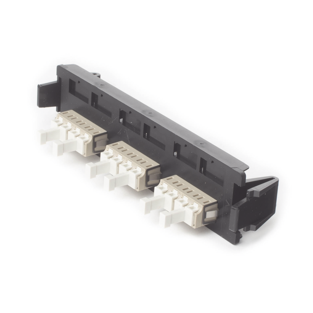 Placa Acopladora de Fibra �ptica Quick-Pack, Con 3 Conectores LC Quad (12 Fibras), Para Fibra Multimodo, Beige