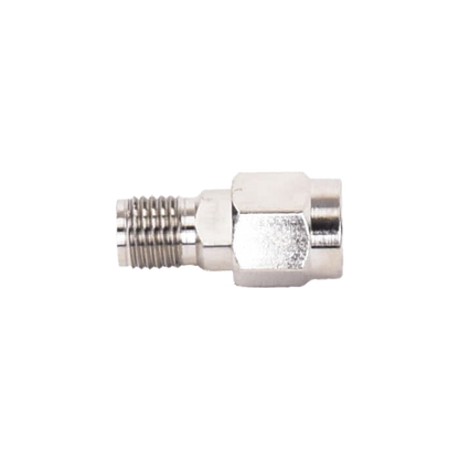 Adaptador en Línea de Conector SMA Macho Inverso a SMA Hembra, Níquel/ Oro/ Teflón.