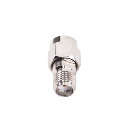 Adaptador en Línea de Conector SMA Macho Inverso a SMA Hembra, Níquel/ Oro/ Teflón.