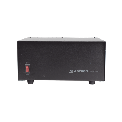 Fuente de Poder Lineal / 13.8 Vcc 35 A / Regulación Electrónica / Disipador Térmico / Voltaje Universal / Alta Potencia
