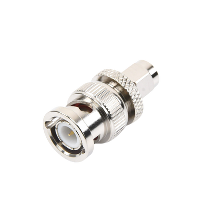 Adaptador en Línea de Conector SMA Macho a BNC Macho, Níquel/ Oro/ Teflón.