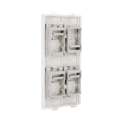 Placa Plana de Voz y Datos con Guardapolvo para 4 RJ45 / Color Blanco / 4 Puertos para Jacks Keystone / Compatible con Cajas de Pavimento SM-CPAV-2 y SM-CPAV-4 / Modelo S76C/9