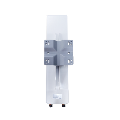 Antena Sectorial de 70° de Apertura en 2.4 GHz de 14 dBi, Conectores N-Hembra, Polaridad Cruzada