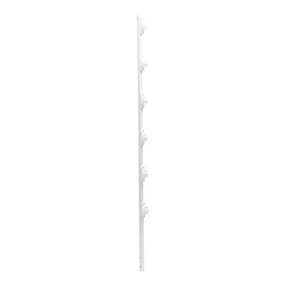 Poste con 6 Aisladores de PASO  para Cerca Electrificada. Tubo Galva. de 1.4m, cal. 18 de 1" Diam. + Pintura Blanca.