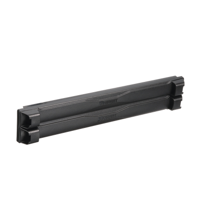 Tapa Ciega Estándar de 19in, Compatible con Racks con Rieles de Orificio Cuadrado, Instalación sin Herramienta, Plano, 2 UR, Color Negro