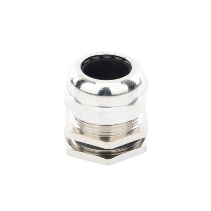 Conector Metálico Tipo Glándula para Cable de 13 a 18 mm de Diámetro.