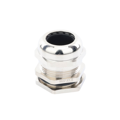 Conector Metálico Tipo Glándula para Cable de 13 a 18 mm de Diámetro.