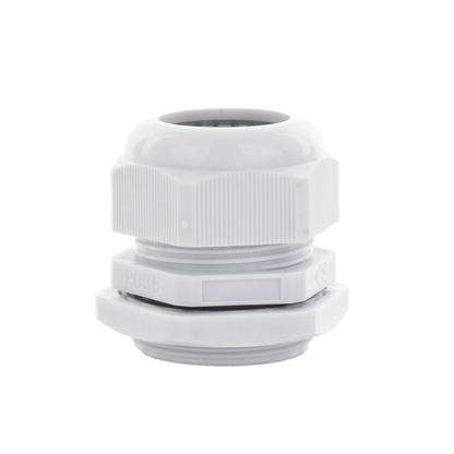 Conector Plástico Tipo Glándula para Cable de 22 a 32 mm de Diámetro.