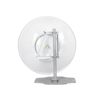 Antena direccional de 4 ft, 5.1 a 7.125 GHz, Ganancia 36 dBi, Conectores RP-SMA Hembra, Polarización doble, incluye montaje para torre o mástil