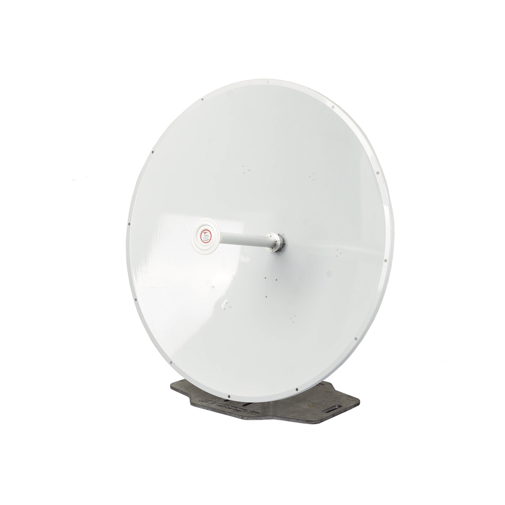 Antena direccional para radios C5x, C6x, B5x / Guía de onda para maximizar la conexión en transmisión / 4.9 - 6.5 GHz / 4ft / Ganancia de 36 dBi / Montaje incluido.