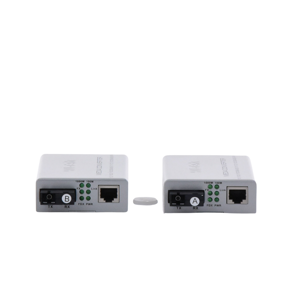 Convertidor de medios / Hasta 25 Km / 1 puerto SC/UPC 1000Mbps / 1 puerto RJ45 1000Mbps / WL: Tx 1310nm - Rx 1550nm / incluye 2 piezas A y B