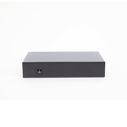Extensor PoE / Entrada hasta 90 W / 4 puertos Gigabit PoE salida 802.3 af/at / Extensor PoE hasta 250 m / No administrable