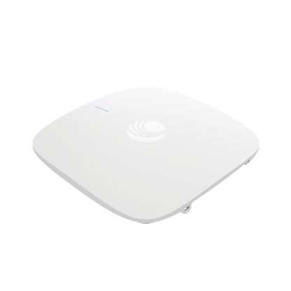 Punto de Acceso Empresarial Wi-Fi 6/6E Cambium Networks XE3-4 / Tri-banda (2.4, 5 y 6 GHz) / 3 Radios Definidos por Software (SDR) / Hasta 1,500 Clientes / Gestión desde la Nube cnMaestro / Seguridad WPA3 / Montaje en Techo o Plafón / Alimen