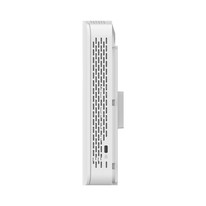 Punto de Acceso Empresarial Wi-Fi 6 / Con diseño para Pared /  3 Puertos Gigabit (1 con Salida PoE) / Doble banda en ( 2.4 y 5 GHz) / Hasta 2.5 Gbps / Gestión desde la Nube / Alimentación PoE af