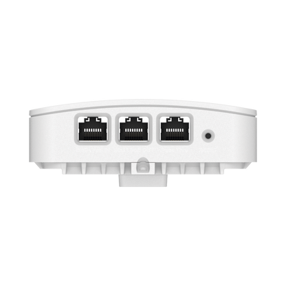Punto de Acceso Empresarial Wi-Fi 6 / Con diseño para Pared /  3 Puertos Gigabit (1 con Salida PoE) / Doble banda en ( 2.4 y 5 GHz) / Hasta 2.5 Gbps / Gestión desde la Nube / Alimentación PoE af