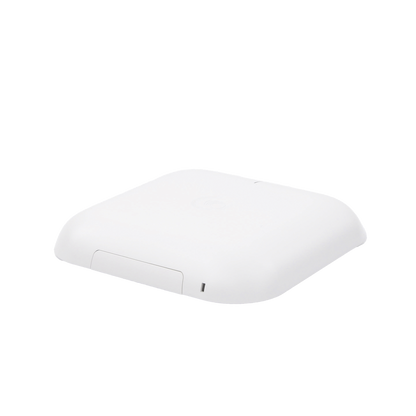 Punto de Acceso Empresarial XV3-8 Wi-Fi 6 para Interior / 5 Radios inteligentes / 1,024 Clientes concurrentes / Gestión gratuita en la Nube desde cnMaestro.