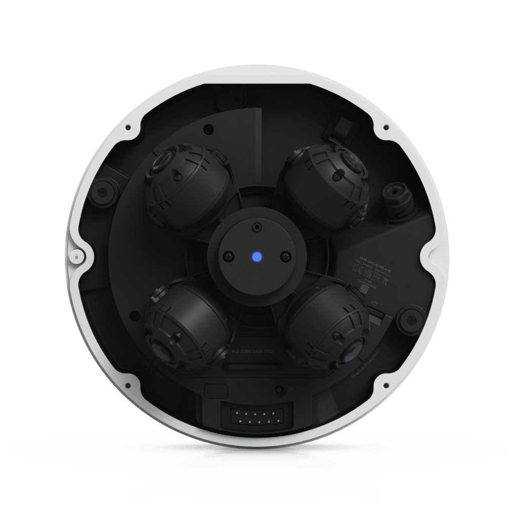 Cámara Multisensor AI de 32 MP con 4 Lentes Ajustables, Zoom Óptico 2.33×, Cobertura IR 360°, Motor AI Multi-TOPS y Alimentación PoE++ para Monitoreo de Amplia Cobertura