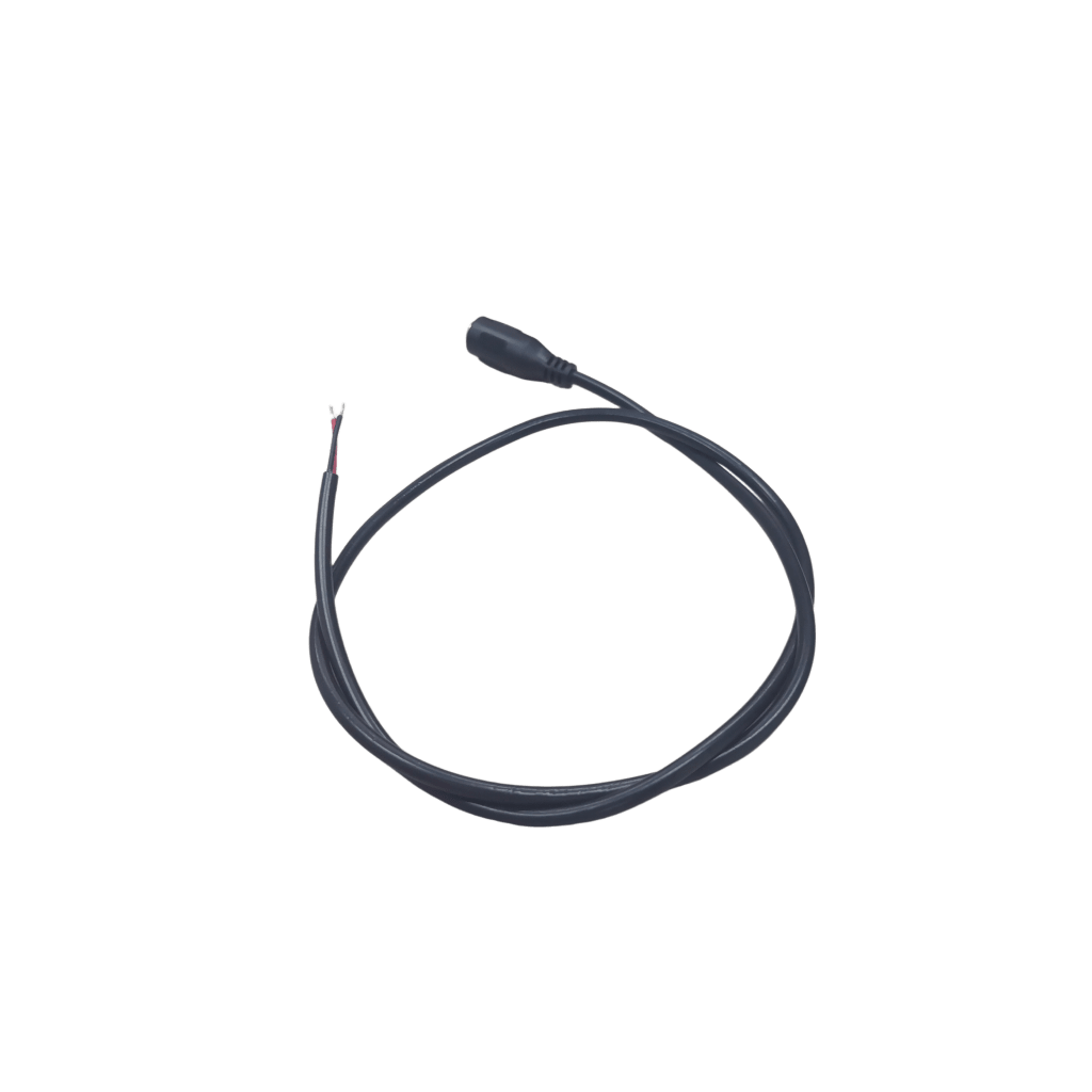 Cable con Conector Macho (Pigtail) / Forro Negro | Alimentación para Vcc con Puntas Libres | Polarizado | Largo 22 cm (8.66 Pulgadas) | Calibre 22AWG.