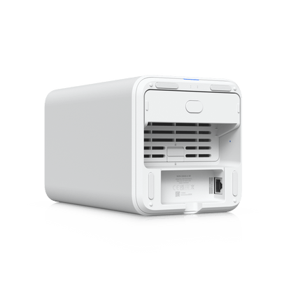 UniFi UNAS-2 – Almacenamiento en Red (NAS) Compacto con 2 Bahías para HDD de 3.5”, Puerto de Red 2.5 GbE, Conectividad USB-C y Adaptador PoE++ Incluido