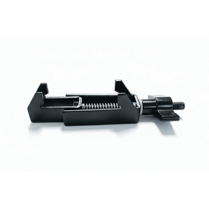 ABRAZADERA PARA TARIMA YS4