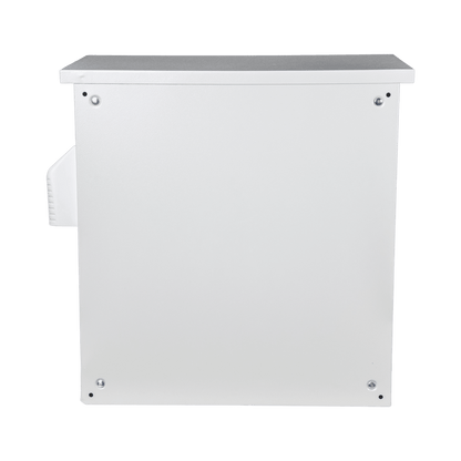 Gabinete Ventilado de Acero IP55 Uso en Exterior (593 x 609 x 399 mm) con Placa Trasera Interior Metálica y Compuerta Inferior Atornillable. Incluye Ventilador, Ventilas, filtros, Montaje Rack 19", Terminal de Tierra Física, Chapas y Ll