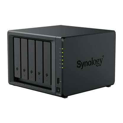 NAS DiskStation DS1525+ | 5 Bahías | Expansión hasta 15 Bahías | 2 Puertos 2.5GbE | Soporte 10GbE | Almacenamiento en Caché SSD | Hasta 300 TB de Capacidad | Compatible con Virtualización y Vigilancia.