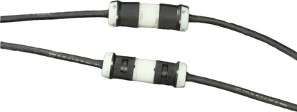 Conector Industrial con Bloqueo de Media Vuelta / 30 A 480 V CA Trifásico / 3 Polos 4 Hilos con Tierra / L16-30R / Terminales de Tornillo / Cuerpo de Nylon / Resistente a Impactos y Químicos