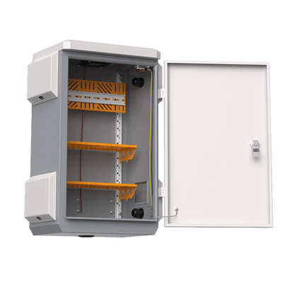 Gabinete de Acero Ventilado para Exterior 680 x 480 x 315 mm con Rieles DIN y 4 Placas Laterales para Montaje de Equipos por Fuera