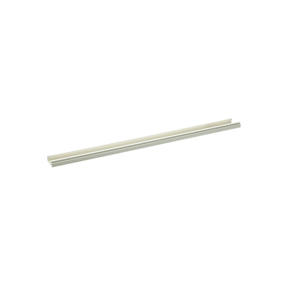 Base para canaleta T-45, de PVC rígido, con orificios perforados para montaje, 60.3 x 18.5 x 3000 mm, Color Blanco Mate